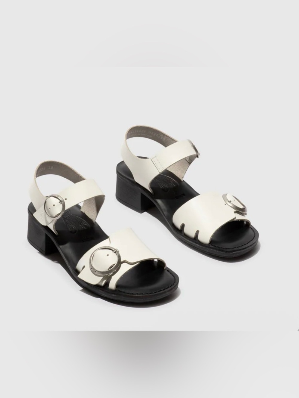 NWT Buckle Sandals EBLI238FLY WHITE/BLACK size 38